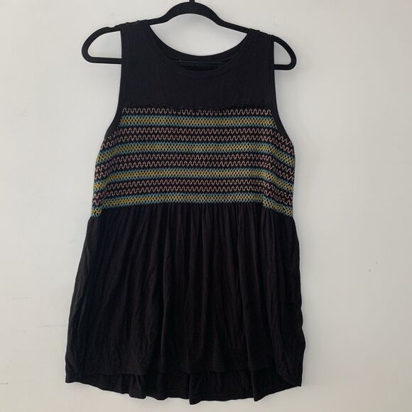Torrid Sleeveless Tank Top‎ Black Embroidered Casual Comfy Top Size Unknown - Picture 1 of 8